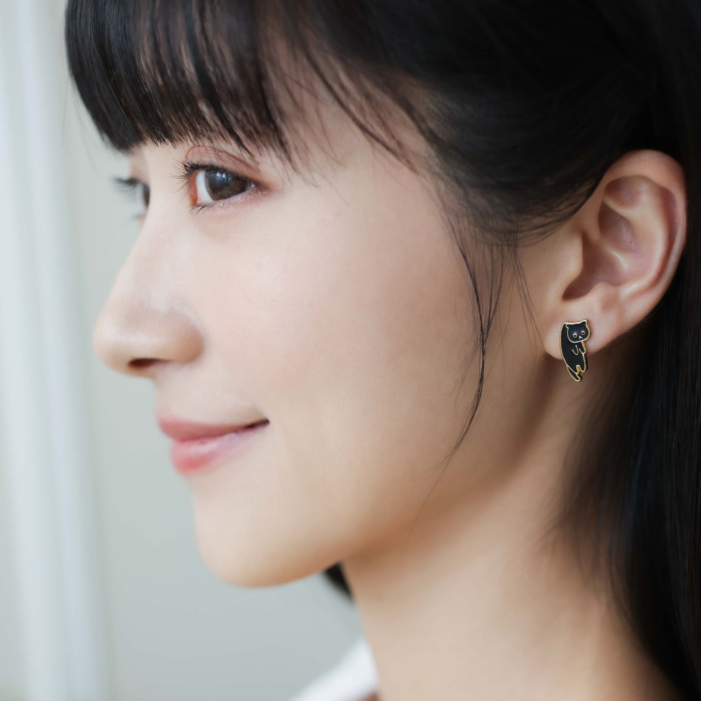 Black Hanging Cat Mismatched Enamel Earrings