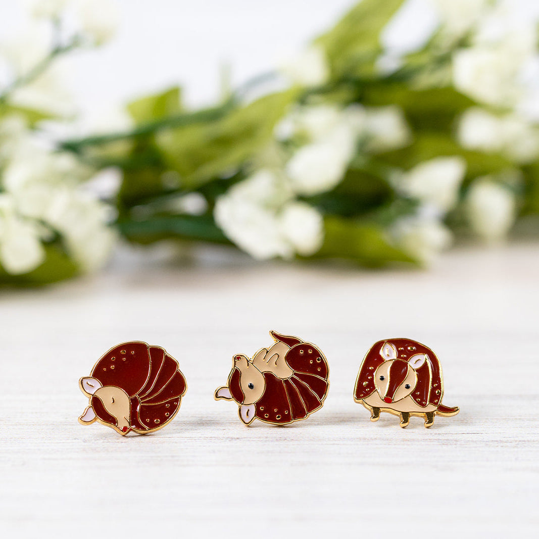 Miss_Modi_Armadillo Mismatch Studs Trio_Brown