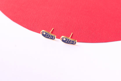 Japan Impression Mismatched Enamel Earrings [One Piece]