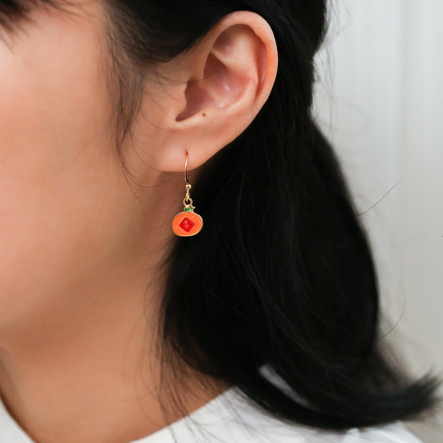 Orange [Jíxiáng] Enamel Stud Earrings