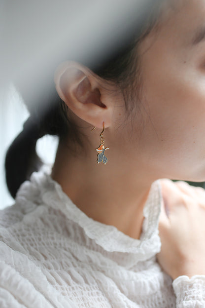 Dance. Sing. Repeat. Mismatched Enamel Earrings [One Piece]