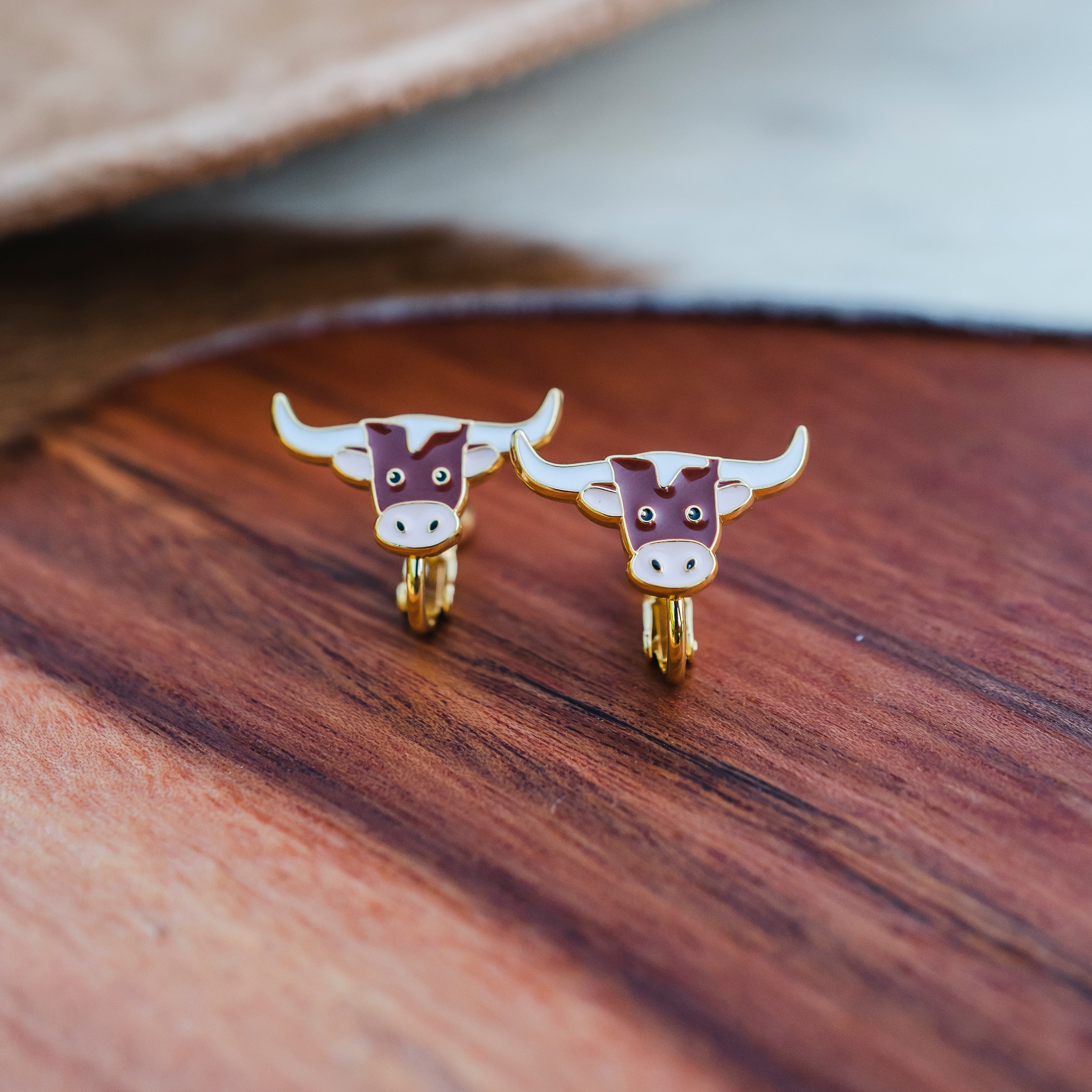Texas Longhorn Enamel Screwback Clip Earrings | Miss Modi